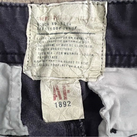 Vintage 90s Abercrombie & Fitch Paratroop Issue A92 Navy Blue Cargo Crop Pants - Picture 6 of 10